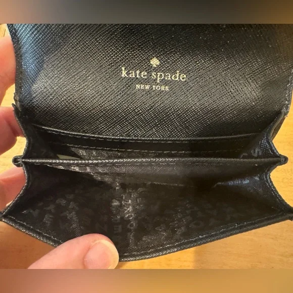 Kate Spade ♠️ laurel Way Christine Small Wallet Warm Beige/Black - Picture 5 of 9